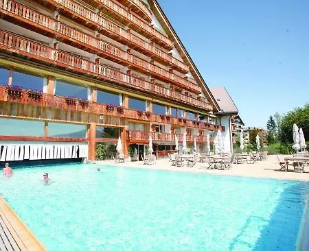 6 Pieces / Crans-Montana